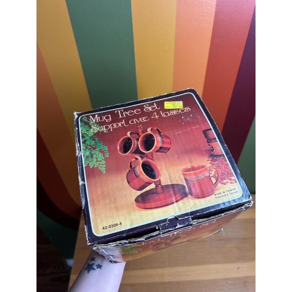 Vintage wooden tree and ceramic brown mugs drip glaze - Picture 6 of 6